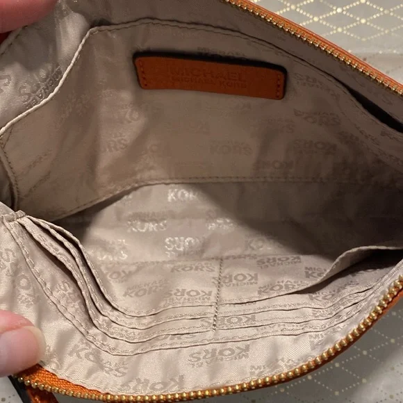 Michael Kors Large Wristlet - Picture 3 of 4